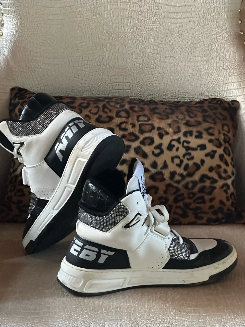 Aniyeby Baket White and Black Silver Sparkle High-Top Sneakers